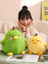 Lade das Bild in den Galerie-Viewer, Niedliches Enten Plüschtier in Apfel oder Birnen Look