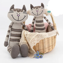 Lade das Bild in den Galerie-Viewer, Lustige Plüsch Katze oder Stoff Hund