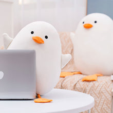 Lade das Bild in den Galerie-Viewer, Jetzt Weiche Enten Kuschelente in 35 cm, 50 cm und 70 cm, Kuschelkissen bei Kuscheltiere.store kaufen