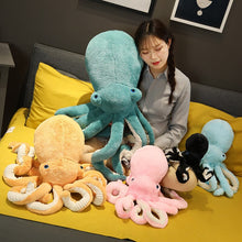 Lade das Bild in den Galerie-Viewer, Jetzt Großes Oktopus Kuscheltier (ca. 65cm oder 90cm) bei Kuscheltiere.store kaufen