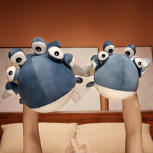 Lade das Bild in den Galerie-Viewer, Jetzt Sechs-Augen Plüschfisch bei Kuscheltiere.store kaufen