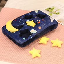 Lade das Bild in den Galerie-Viewer, Jetzt Spiel- und Kuschelkissen Sonne, Mond und Sterne bei Kuscheltiere.store kaufen
