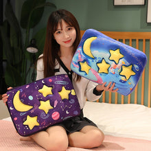 Lade das Bild in den Galerie-Viewer, Jetzt Spiel- und Kuschelkissen Sonne, Mond und Sterne bei Kuscheltiere.store kaufen