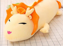 Lade das Bild in den Galerie-Viewer, Jetzt XXL Drachen Plüschie Stofftier - Anime Drache mit Kußmund (90-130cm) bei Kuscheltiere.store kaufen