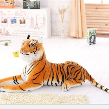 Lade das Bild in den Galerie-Viewer, Jetzt Raubkatzen Kuscheltiere - Tiger, Panther, Leopard Stofftiere (30cm bis XXL 120cm) bei Kuscheltiere.store kaufen