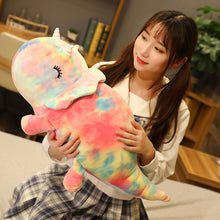 Lade das Bild in den Galerie-Viewer, Jetzt Regenbogen Dinos Stofftiere - Triceratops oder Stegosaurus bei Kuscheltiere.store kaufen