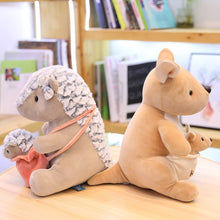 Lade das Bild in den Galerie-Viewer, Jetzt Süße Kuscheltiere mit Baby Stofftieren (Panda, Känguru, Pangolin, Igel, Polarbär) ca. 25cm bei Kuscheltiere.store kaufen
