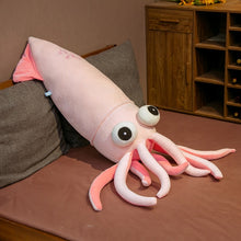 Lade das Bild in den Galerie-Viewer, Jetzt Plüsch Squid Tintenfisch XXL Kuscheltier bei Kuscheltiere.store kaufen