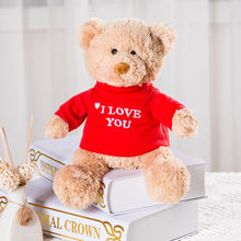 Lade das Bild in den Galerie-Viewer, Jetzt Süßer Teddybär mit I Love You Aufdruck (ca. 28cm) bei Kuscheltiere.store kaufen