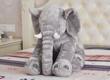 Lade das Bild in den Galerie-Viewer, Jetzt Super Süßer Flauschiger Plüsch Elefant Stofftier oder Kissen bei Kuscheltiere.store kaufen