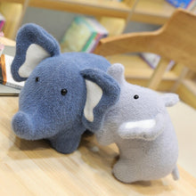 Lade das Bild in den Galerie-Viewer, Jetzt Süßer Stofftier Elefant (30cm oder 40cm) bei Kuscheltiere.store kaufen