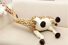 Lade das Bild in den Galerie-Viewer, Jetzt Giraffe Stofftier mit langen Hals Madagascar Plüschie (ca. 35cm) bei Kuscheltiere.store kaufen