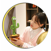 Lade das Bild in den Galerie-Viewer, Jetzt Tanzender Plüsch Kaktus mit Musik - Lustige Geschenkidee bei Kuscheltiere.store kaufen