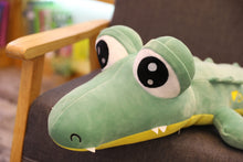 Lade das Bild in den Galerie-Viewer, Jetzt Lustiges Comic Krokodil XXL Kuscheltier bei Kuscheltiere.store kaufen