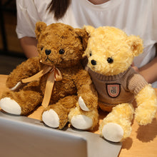 Lade das Bild in den Galerie-Viewer, Jetzt Süßer Teddy Bär in vielen unterschiedlichen Motiven (ca. 35cm) bei Kuscheltiere.store kaufen