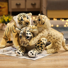 Lade das Bild in den Galerie-Viewer, Jetzt Niedliche Tiger, Leoparen oder Löwen Baby Plüschtiere bei Kuscheltiere.store kaufen