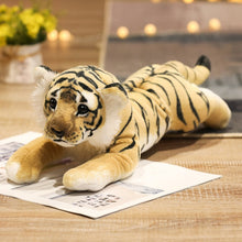 Lade das Bild in den Galerie-Viewer, Jetzt Niedliche Tiger, Leoparen oder Löwen Baby Plüschtiere bei Kuscheltiere.store kaufen