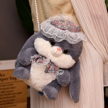 Lade das Bild in den Galerie-Viewer, Jetzt Flauschige und Liebliche Pinguin oder Hasen Kuschel Tasche bei Kuscheltiere.store kaufen