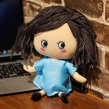 Lade das Bild in den Galerie-Viewer, Jetzt Süße Plüsch Puppe 18cm oder 25cm bei Kuscheltiere.store kaufen