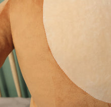 Lade das Bild in den Galerie-Viewer, Jetzt Lustiger Teddybär mit kleinen Kopf 45/70cm bei Kuscheltiere.store kaufen