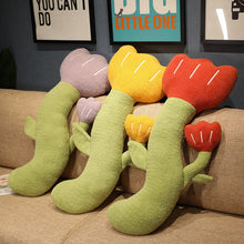 Lade das Bild in den Galerie-Viewer, Jetzt Liebliche Tulpen als Kissen, Deko oder Stofftier - XXL bis zu 1.30 Meter bei Kuscheltiere.store kaufen