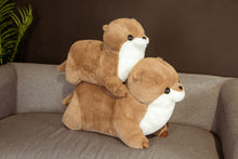 Lade das Bild in den Galerie-Viewer, Jetzt XXL Otter Flauschiges Stofftier (50cm oder 65cm) bei Kuscheltiere.store kaufen