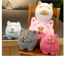 Lade das Bild in den Galerie-Viewer, Jetzt Plüschfigur niedliche Maus mit Erdnuss, 30 - 45 cm bei Kuscheltiere.store kaufen