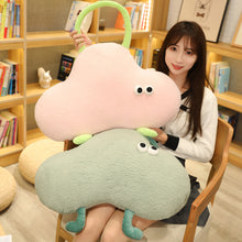 Lade das Bild in den Galerie-Viewer, Jetzt Lustige Wolken Kuscheltasche bei Kuscheltiere.store kaufen