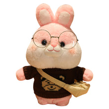 Lade das Bild in den Galerie-Viewer, Jetzt Süße Plüsch Hasen mit Brille in verschiedenen Looks (ca. 30cm) bei Kuscheltiere.store kaufen