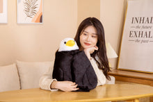 Lade das Bild in den Galerie-Viewer, Jetzt Adler Stofftier (ca. 40cm) bei Kuscheltiere.store kaufen