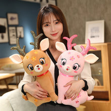 Lade das Bild in den Galerie-Viewer, Jetzt Süßes Rentier Plüsch und Kuscheltier (ca. 33cm/53cm) bei Kuscheltiere.store kaufen