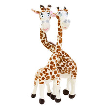 Lade das Bild in den Galerie-Viewer, Jetzt Giraffe Stofftier mit langen Hals Madagascar Plüschie (ca. 35cm) bei Kuscheltiere.store kaufen