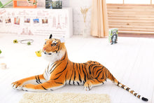 Lade das Bild in den Galerie-Viewer, Jetzt Raubkatzen Kuscheltiere - Tiger, Panther, Leopard Stofftiere (30cm bis XXL 120cm) bei Kuscheltiere.store kaufen

