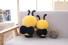 Lade das Bild in den Galerie-Viewer, Jetzt Die lustige Honigbiene als flauschiges Stofftier (ca. 20cm bis 30cm) bei Kuscheltiere.store kaufen
