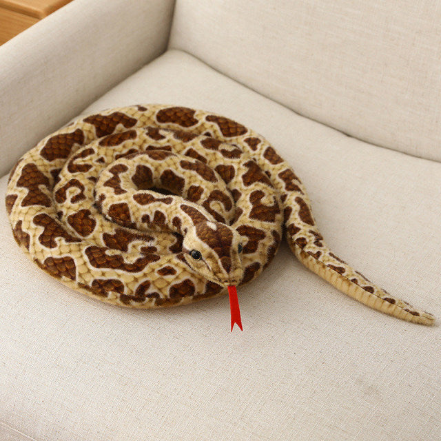 Jetzt Riesenlange XXL Schlange Stofftier (2M oder 3M) bei Kuscheltiere.store kaufen